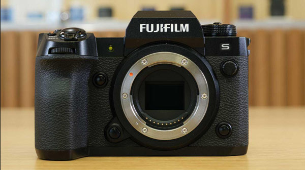 Fujifilm X H2S