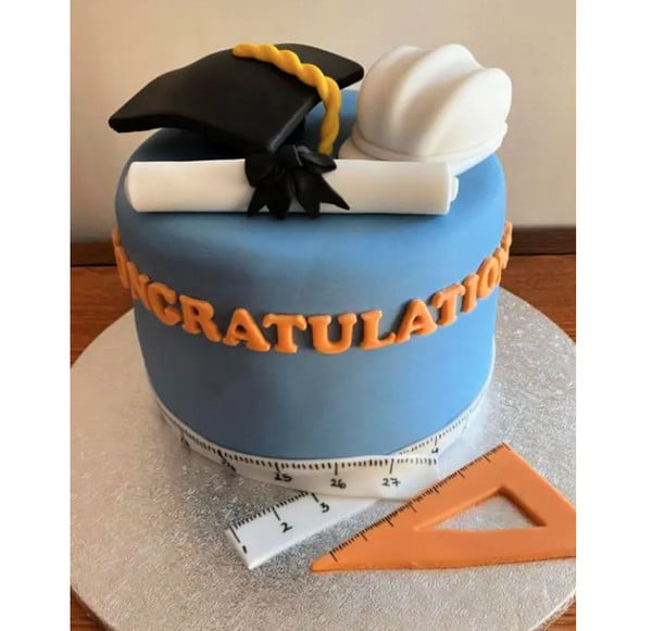 Piccole idee per una torta di laurea