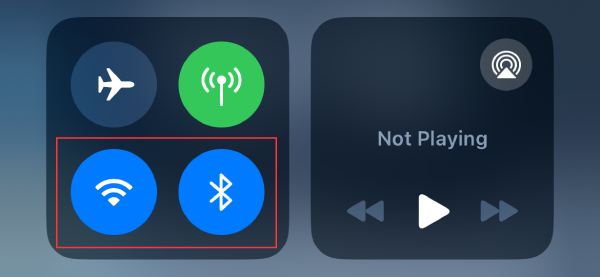 Indítsa újra a Wi-Fi-t és a Bluetooth-t, ha az Airdrop nem menti az elemet