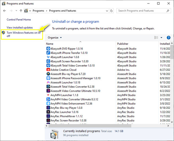 Windows Özelliklerini AÇIN veya KAPATIN'a tıklayın